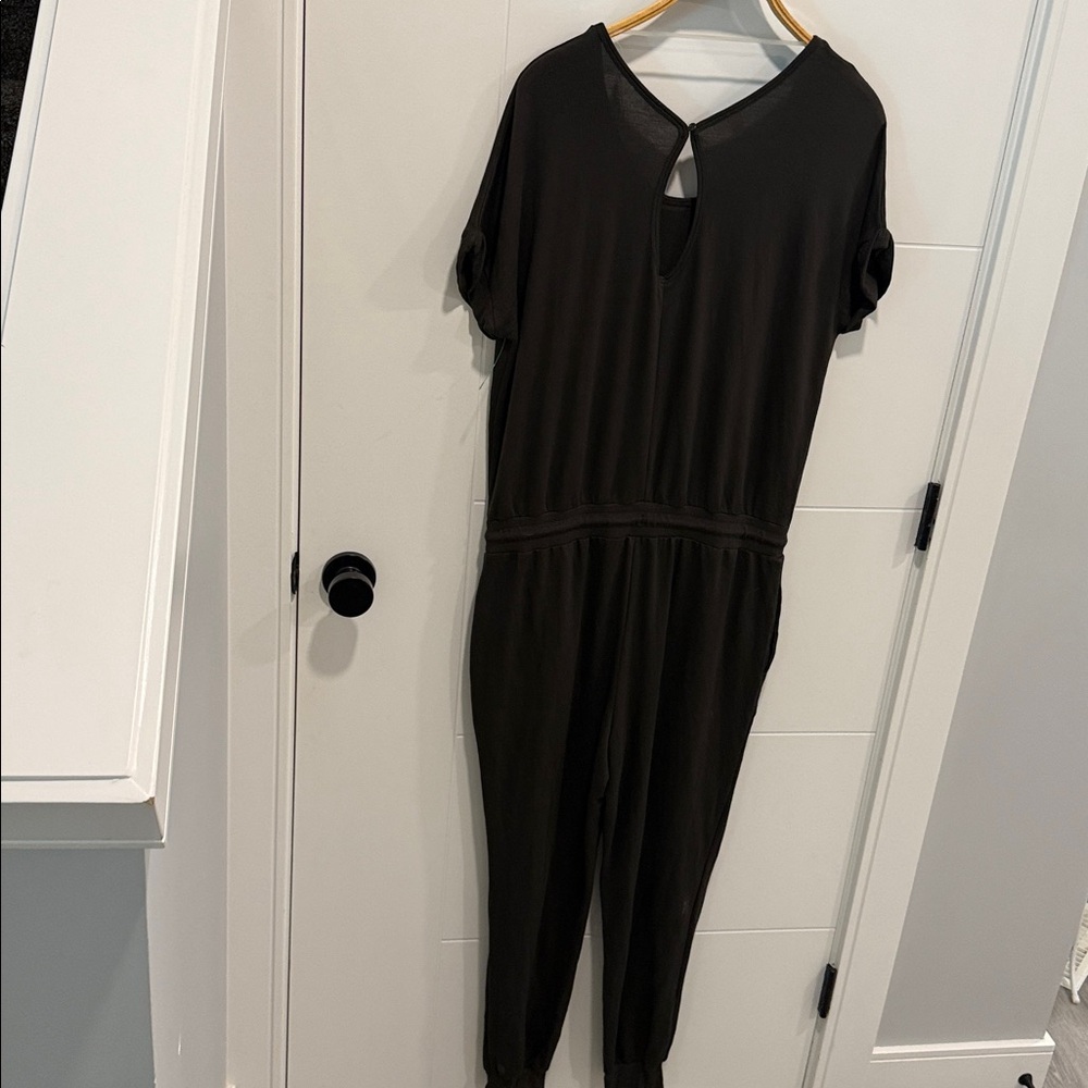 Hybo Women's Jumpsuit size medium NWT - Picture 8 of 8